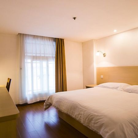 Motel Chongqing Jiefangbai Hongyadong Pedestrian Street 외부 사진